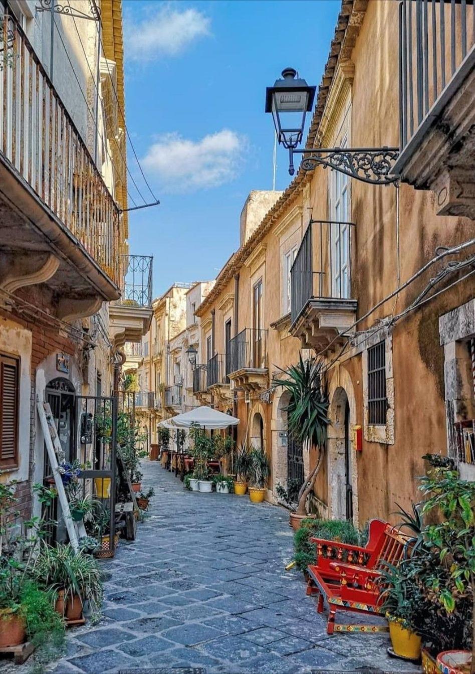 Simona'S Home Ortigia Syracuse Exterior photo